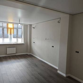 Продается 1-комнатная квартира, 54 м²