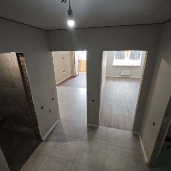 Продается 1-комнатная квартира, 54 м²