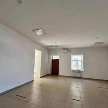 Сдается Нежилое помещение, 254 м²