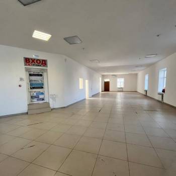 Сдается Нежилое помещение, 254 м²