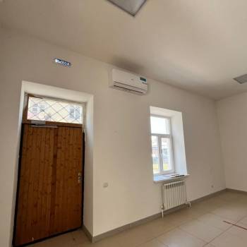 Сдается Нежилое помещение, 254 м²