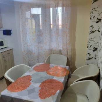 Сдается 2-х комнатная квартира, 60 м²