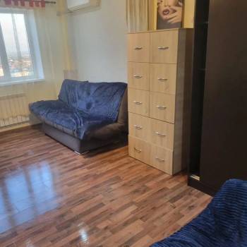 Сдается 2-х комнатная квартира, 60 м²