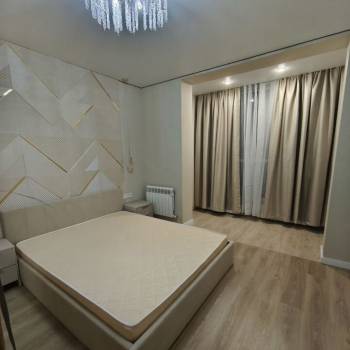 Сдается 1-комнатная квартира, 42 м²
