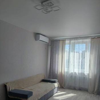 Сдается 1-комнатная квартира, 36 м²