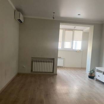Сдается 1-комнатная квартира, 55 м²