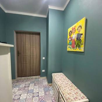 Сдается 1-комнатная квартира, 55 м²