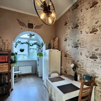 Продается 1-комнатная квартира, 41 м²