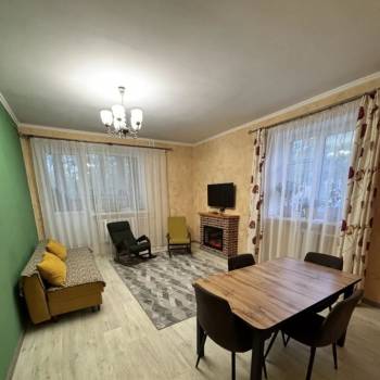 Продается Многокомнатная квартира, 100 м²