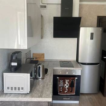 Продается 1-комнатная квартира, 37,3 м²