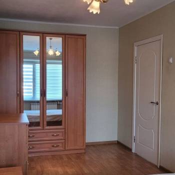Сдается Многокомнатная квартира, 64 м²