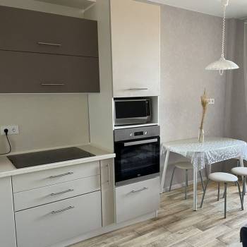 Сдается 1-комнатная квартира, 47 м²
