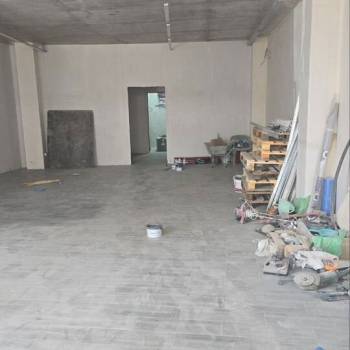 Сдается Нежилое помещение, 215 м²