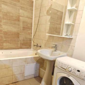 Сдается Многокомнатная квартира, 64 м²