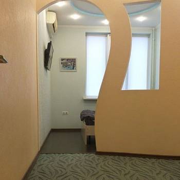 Продается 1-комнатная квартира, 43 м²