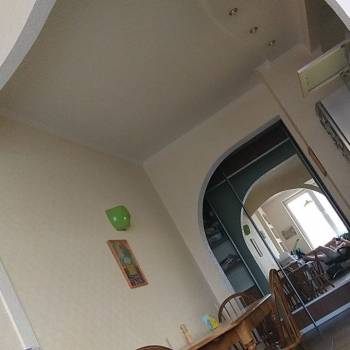 Продается 1-комнатная квартира, 43 м²