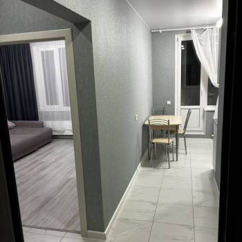 Сдается 1-комнатная квартира, 37 м²