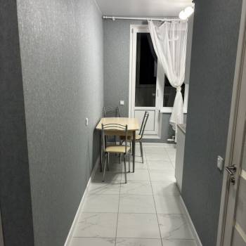 Сдается 1-комнатная квартира, 37 м²