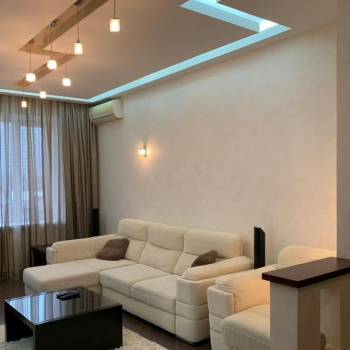 Продается 1-комнатная квартира, 41 м²