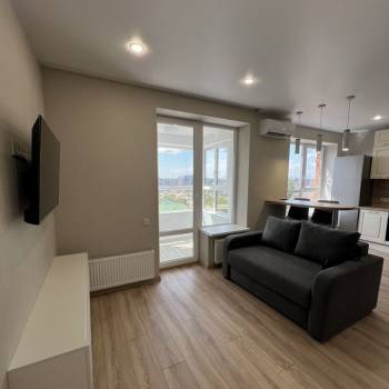 Продается 1-комнатная квартира, 40 м²
