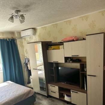 Продается 1-комнатная квартира, 35,6 м²