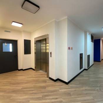 Продается 1-комнатная квартира, 32 м²