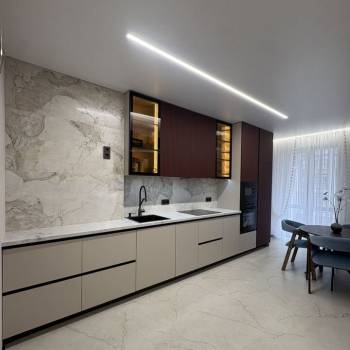 Продается 1-комнатная квартира, 43 м²