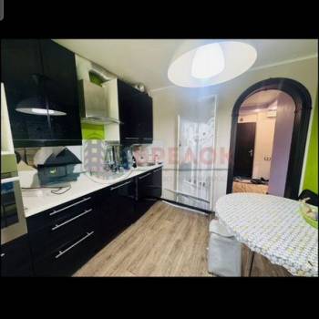 Сдается 1-комнатная квартира, 51,6 м²