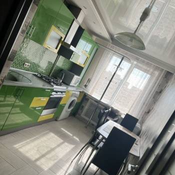 Сдается Многокомнатная квартира, 64 м²
