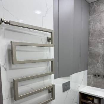 Продается 1-комнатная квартира, 42 м²