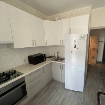 Сдается 1-комнатная квартира, 35 м²