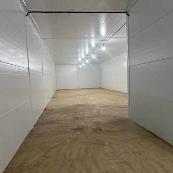 Сдается Нежилое помещение, 370 м²