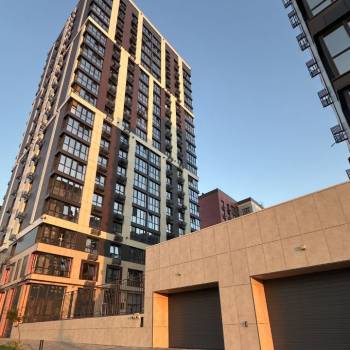 Продается 1-комнатная квартира, 40,6 м²