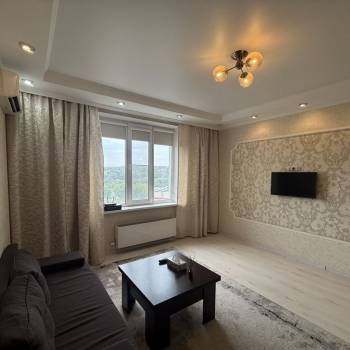 Продается 1-комнатная квартира, 37,5 м²