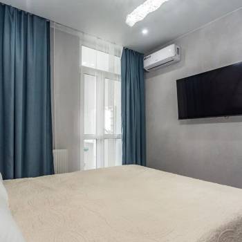Сдается 1-комнатная квартира, 52 м²