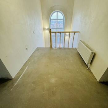 Продается 3-х комнатная квартира, 137,5 м²