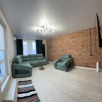Продается 2-х комнатная квартира, 77,4 м²