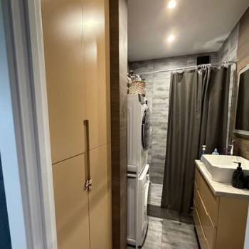 Продается 2-х комнатная квартира, 42 м²