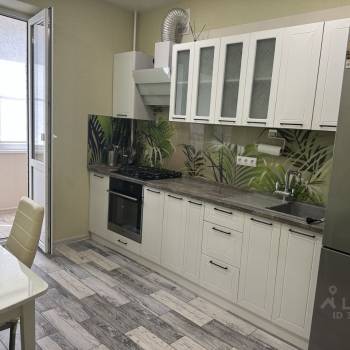 Продается 1-комнатная квартира, 39 м²