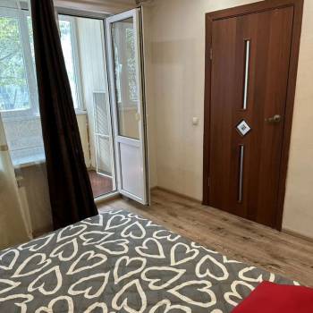 Сдается Многокомнатная квартира, 60 м²