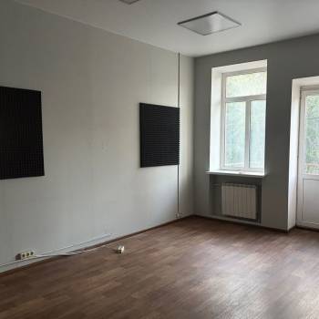 Сдается Нежилое помещение, 132 м²