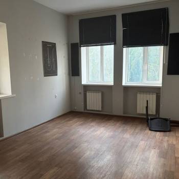 Сдается Нежилое помещение, 132 м²