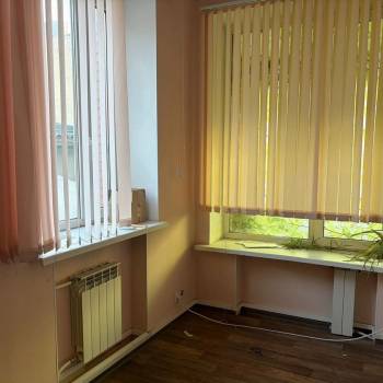 Сдается Нежилое помещение, 132 м²