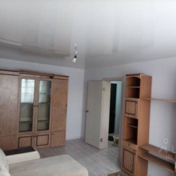 Продается 1-комнатная квартира, 32 м²