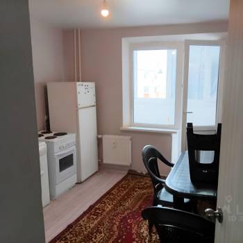 Продается 1-комнатная квартира, 32 м²