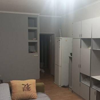 Продается 1-комнатная квартира, 50 м²