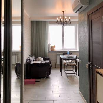 Сдается 1-комнатная квартира, 39 м²