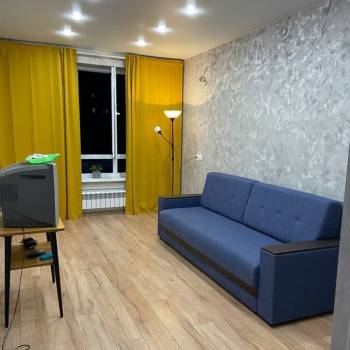 Сдается 1-комнатная квартира, 42 м²