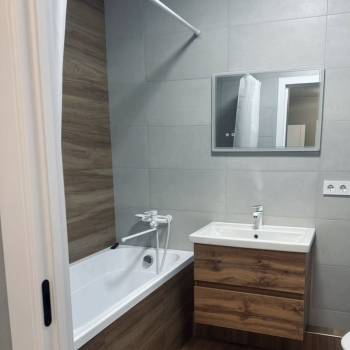 Сдается 1-комнатная квартира, 36,6 м²