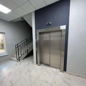 Продается Многокомнатная квартира, 100 м²